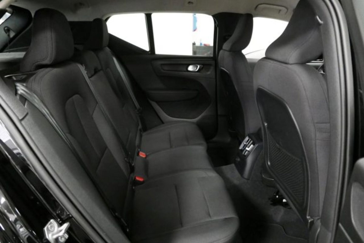 Volvo XC40 T5 Recharge Plug-in Hybrid Inscription Expression (9)