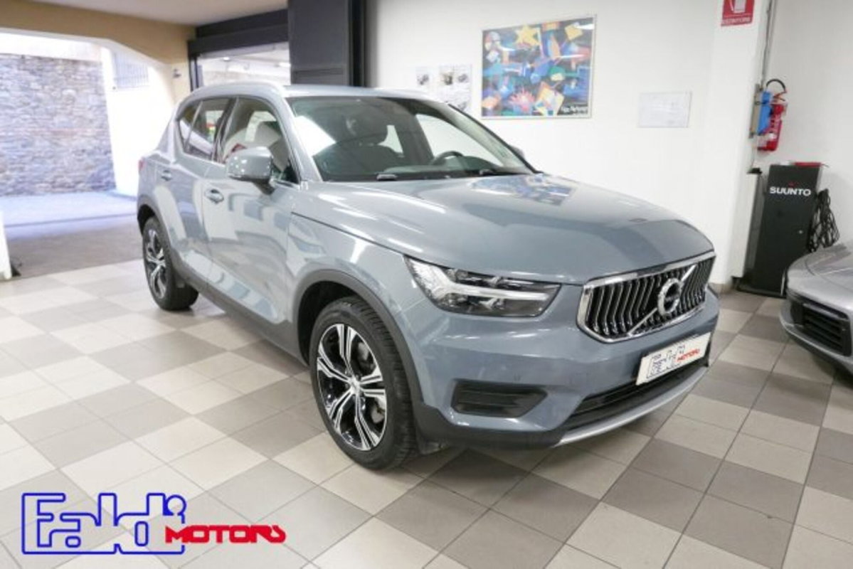 Volvo XC40 T5 Recharge Plug-in Hybrid Inscription Expression