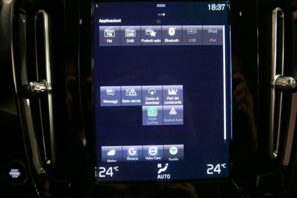 Volvo XC40 T5 Recharge Plug-in Hybrid Inscription Expression (13)