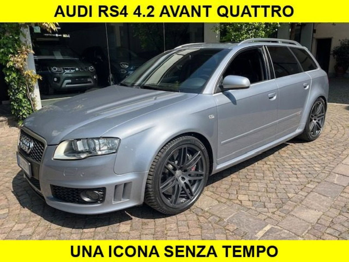 Audi RS 4 Avant 4 4.2 V8 quattro