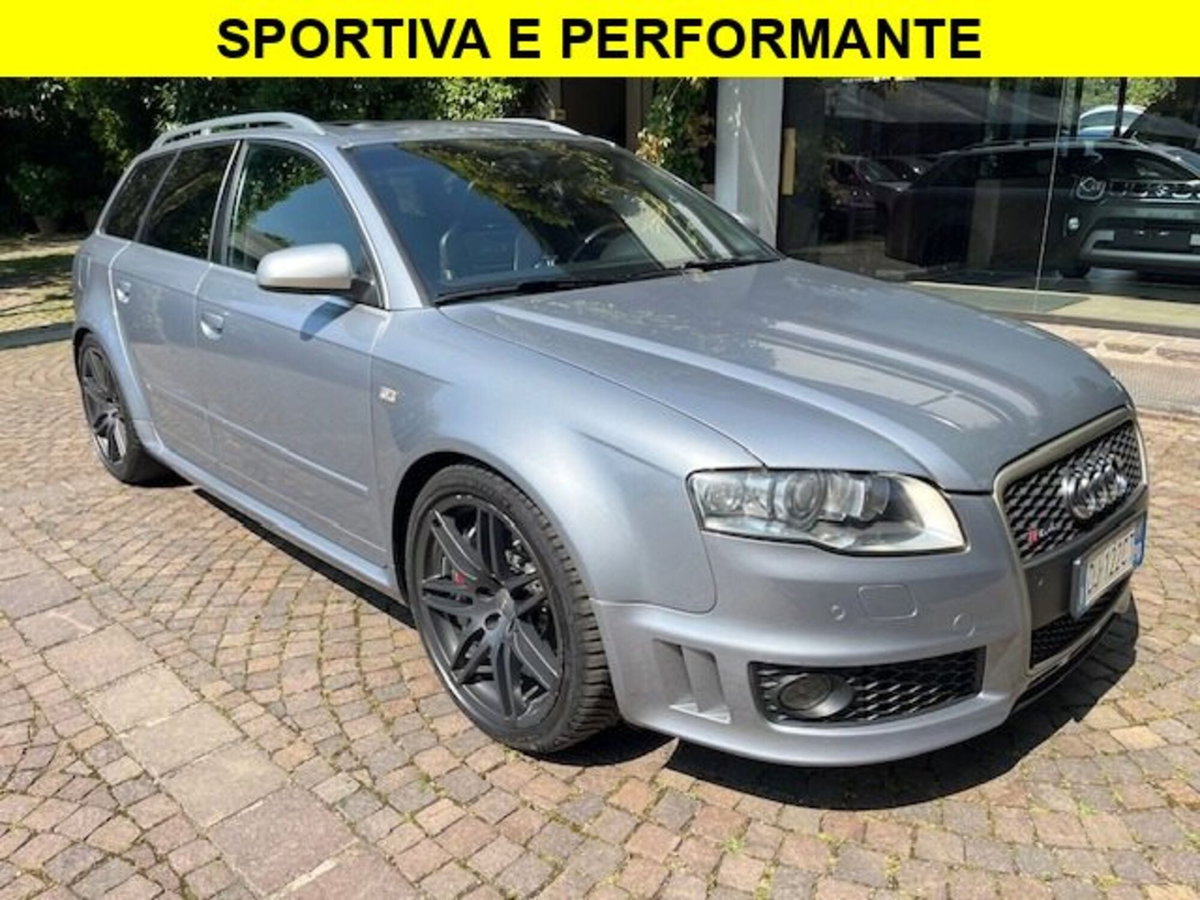 Audi RS 4 Avant 4 4.2 V8 quattro (3)
