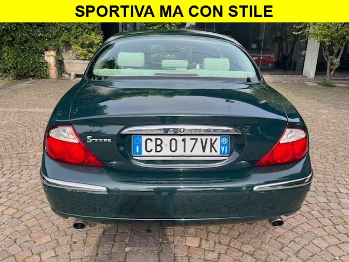 Jaguar S-Type 2.5 V6 cat Classic (16)