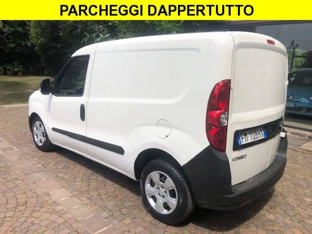 Opel Combo 1.6 CDTI 105CV PC-TA Van (750kg) (4)