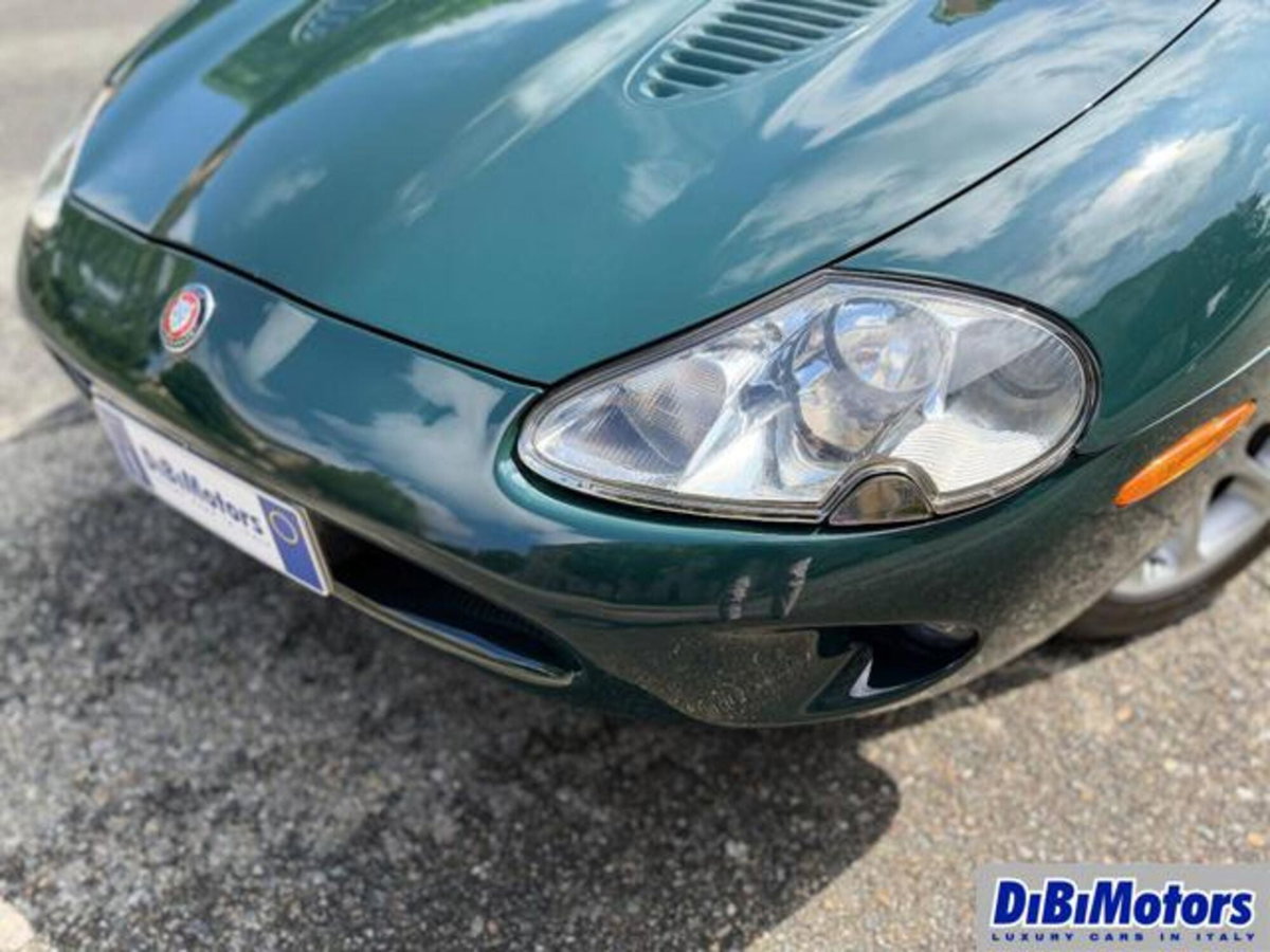 Jaguar XKR 4.0 Coupé (11)