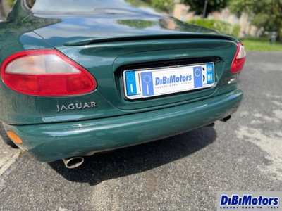 Jaguar XKR 4.0 Coupé (15)