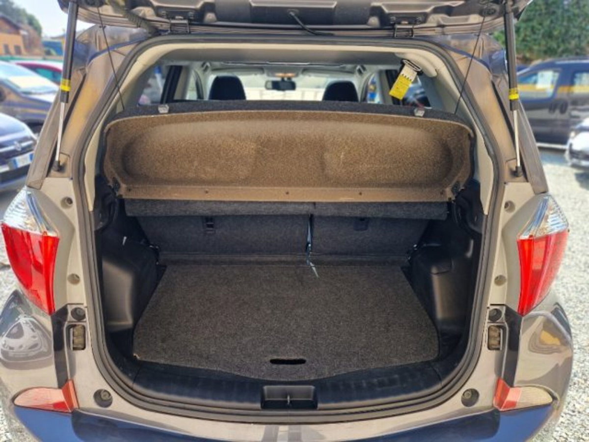 Toyota Verso-S 1.4D MMT Active (10)