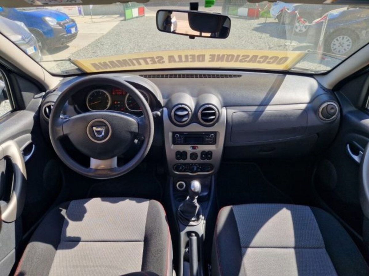 Dacia Duster 1.5 dCi 110CV 4x4 Ambiance (10)