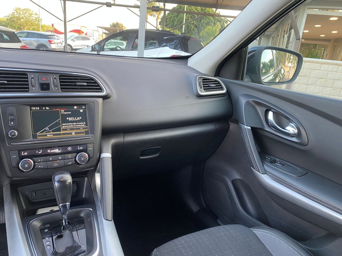 Renault Kadjar 8V 110CV EDC Energy Zen (17)