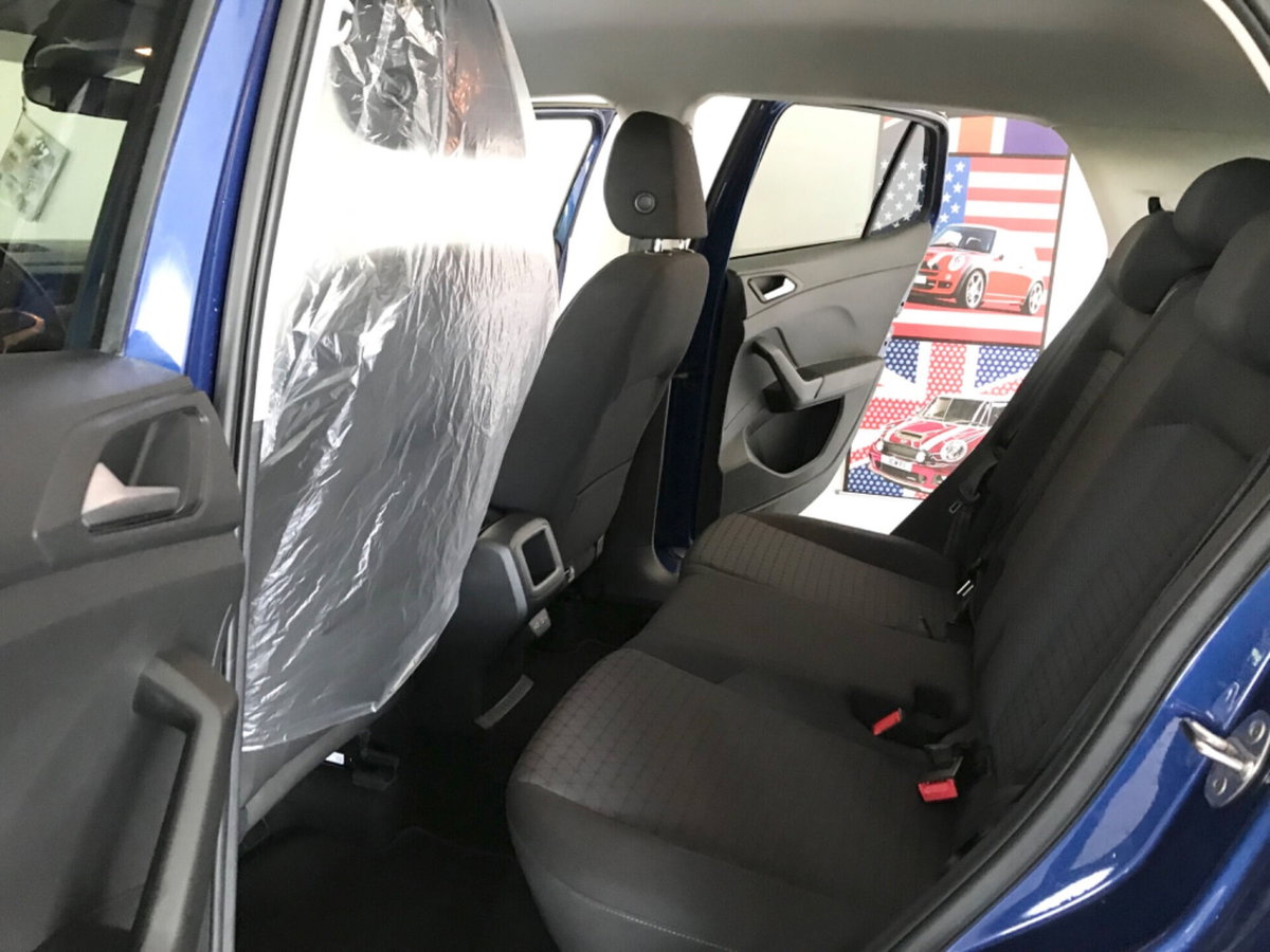 Volkswagen T-Cross 1.0 TSI 110 CV DSG Style (16)