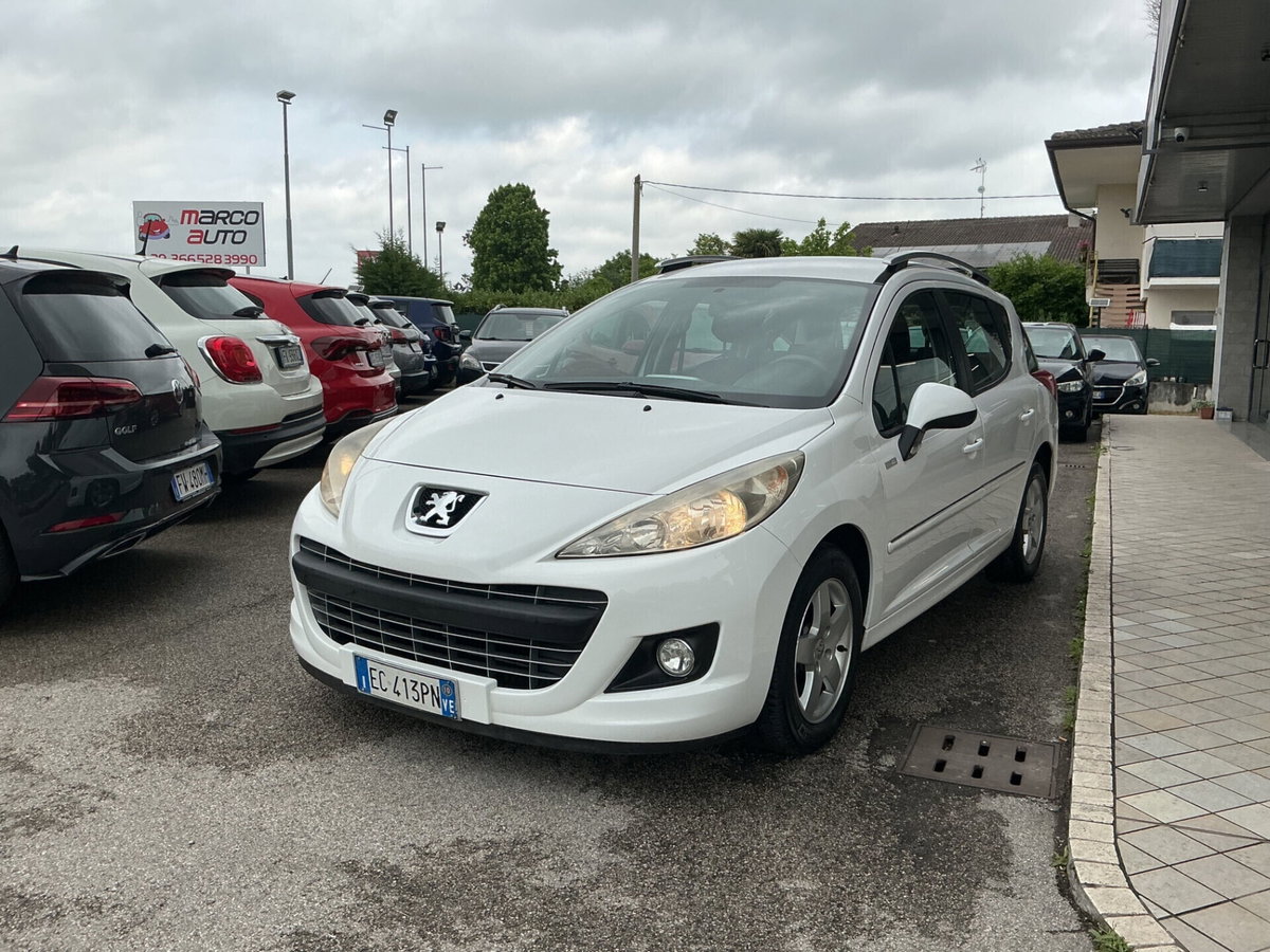 Peugeot 207 SW VTi 95CV Millesim 200