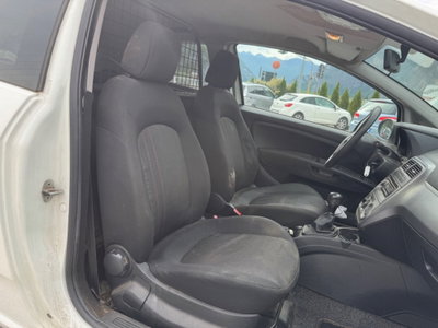 Fiat Punto 1.3 MJT 75CV 3 porte Van Pop 2 posti (10)