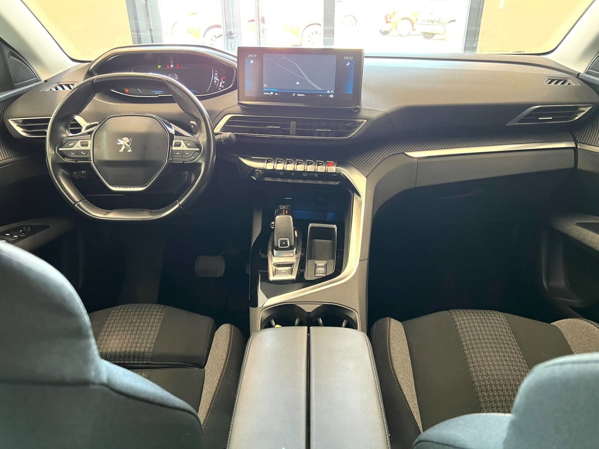 Peugeot 3008 BlueHDi 130 S&S EAT8 Active Business (12)