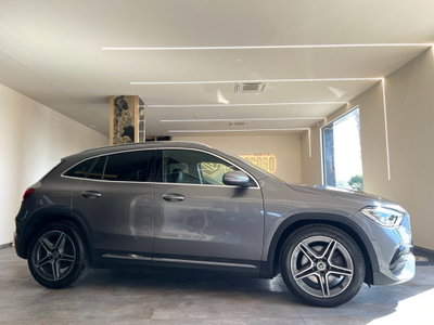 Mercedes-Benz GLA SUV 200 d Automatic 4Matic Premium (2)