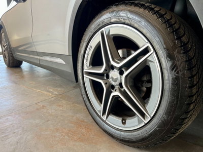 Mercedes-Benz GLA SUV 200 d Automatic 4Matic Premium (8)