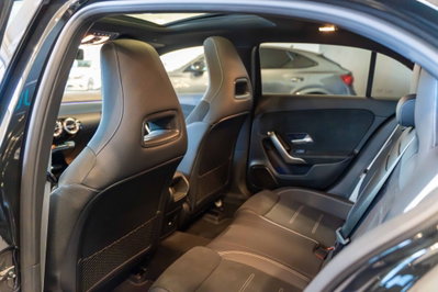 Mercedes-Benz Classe A 200 d Automatic 4Matic Premium (17)