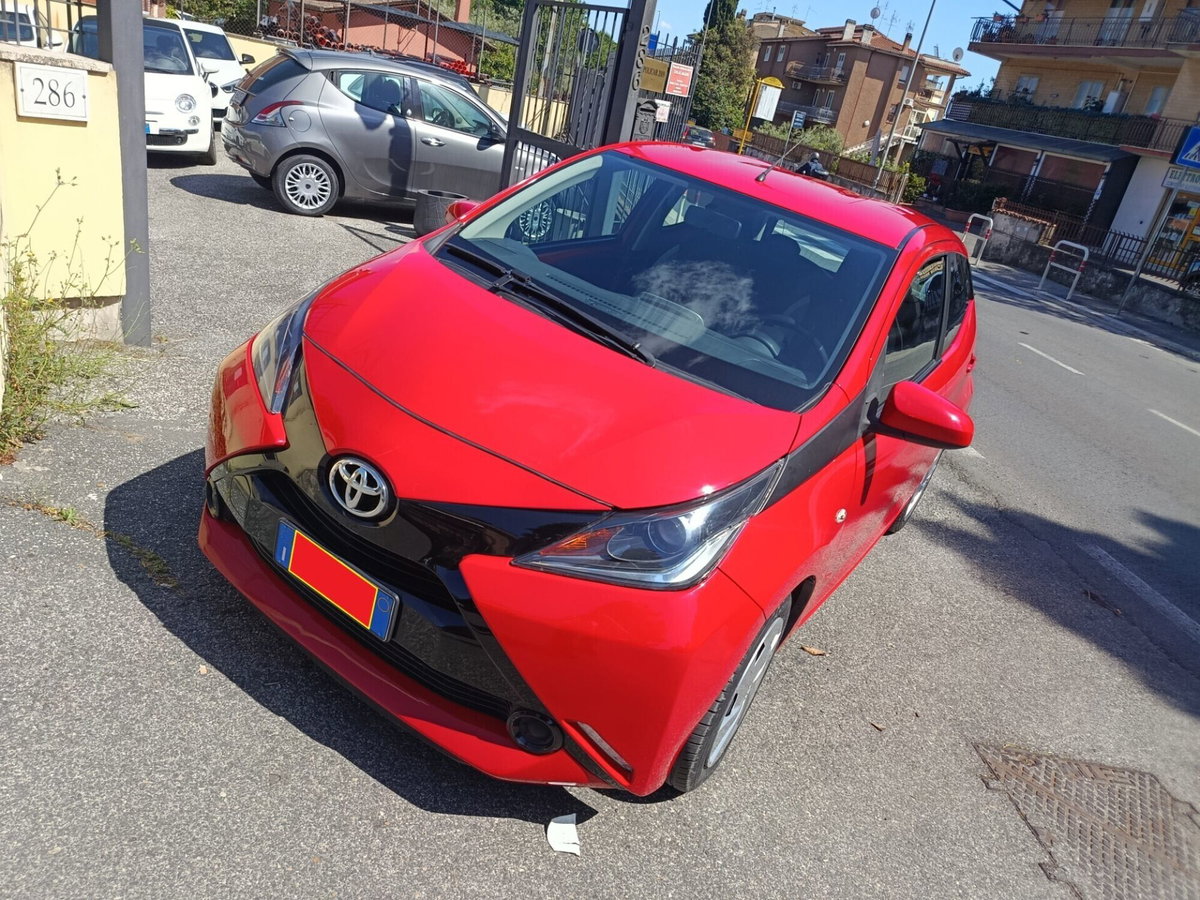 Toyota Aygo 1.0 VVT-i 69 CV 5 porte x-pure