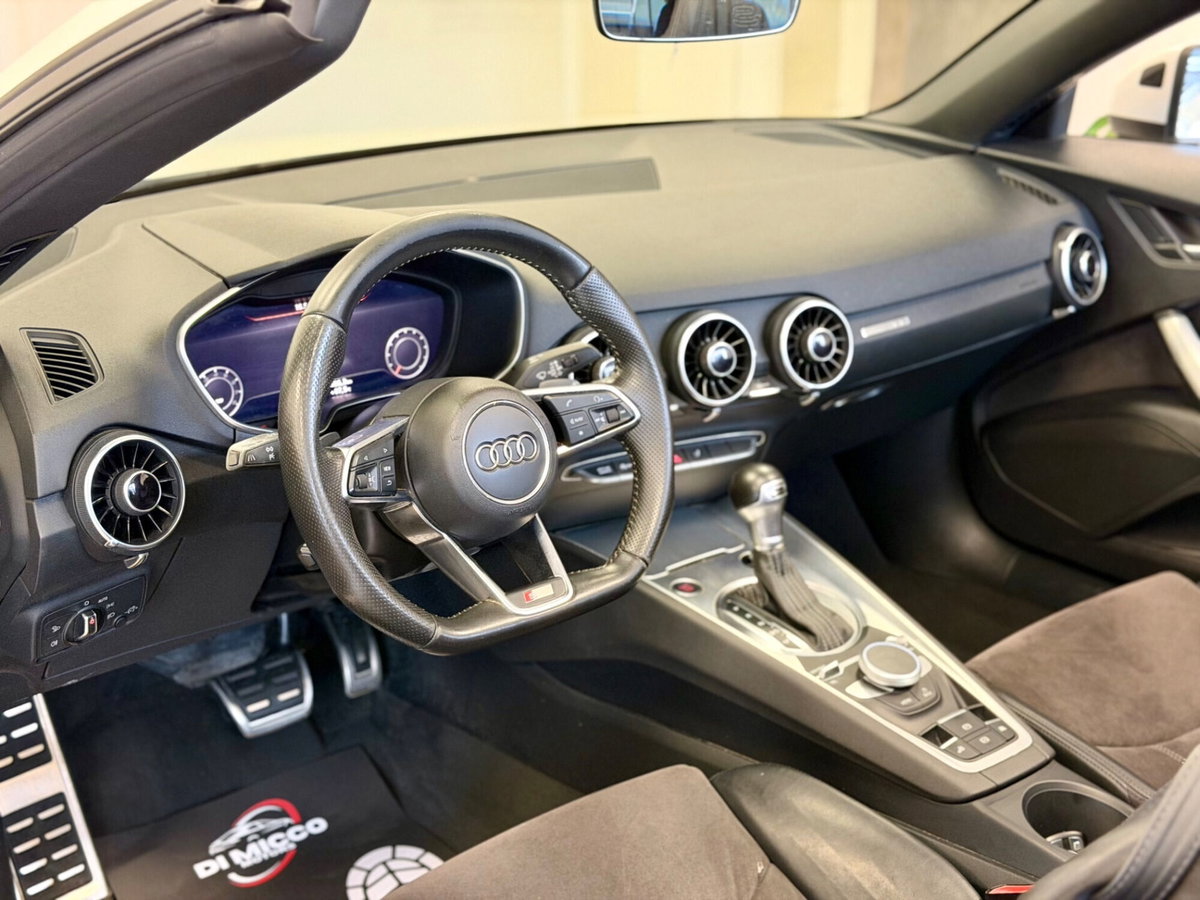 Audi TT Cabrio 2.0 TFSI quattro S tronic S line (9)