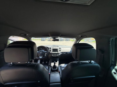 Volkswagen Tiguan 2.0 TSI 210CV 4MOTION DSG R-Line (14)