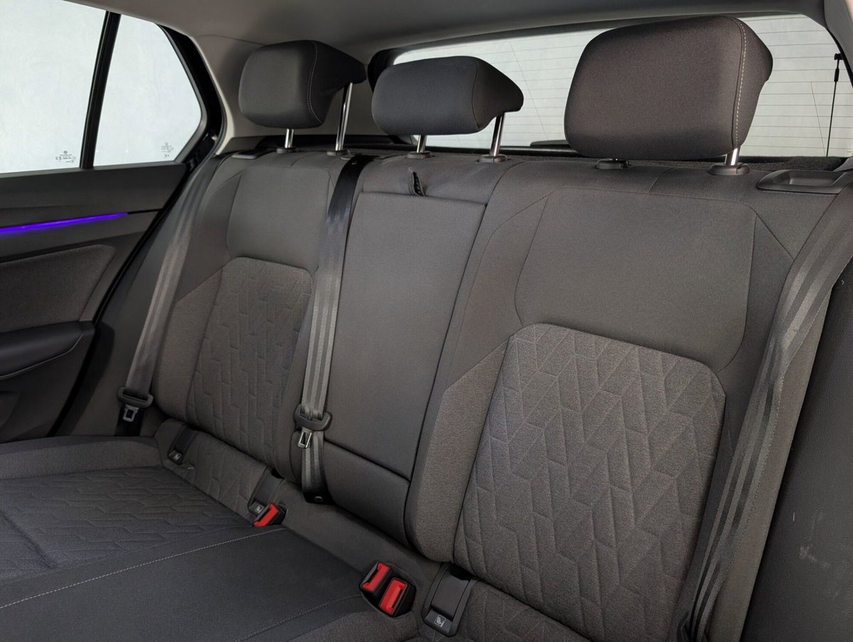 Volkswagen Golf 2.0 TDI SCR Life (7)