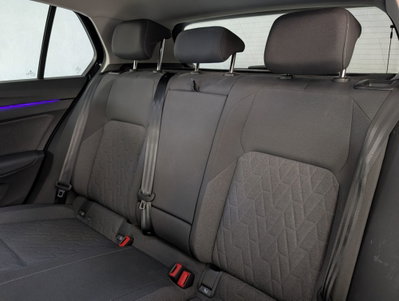 Volkswagen Golf 2.0 TDI SCR Life (7)