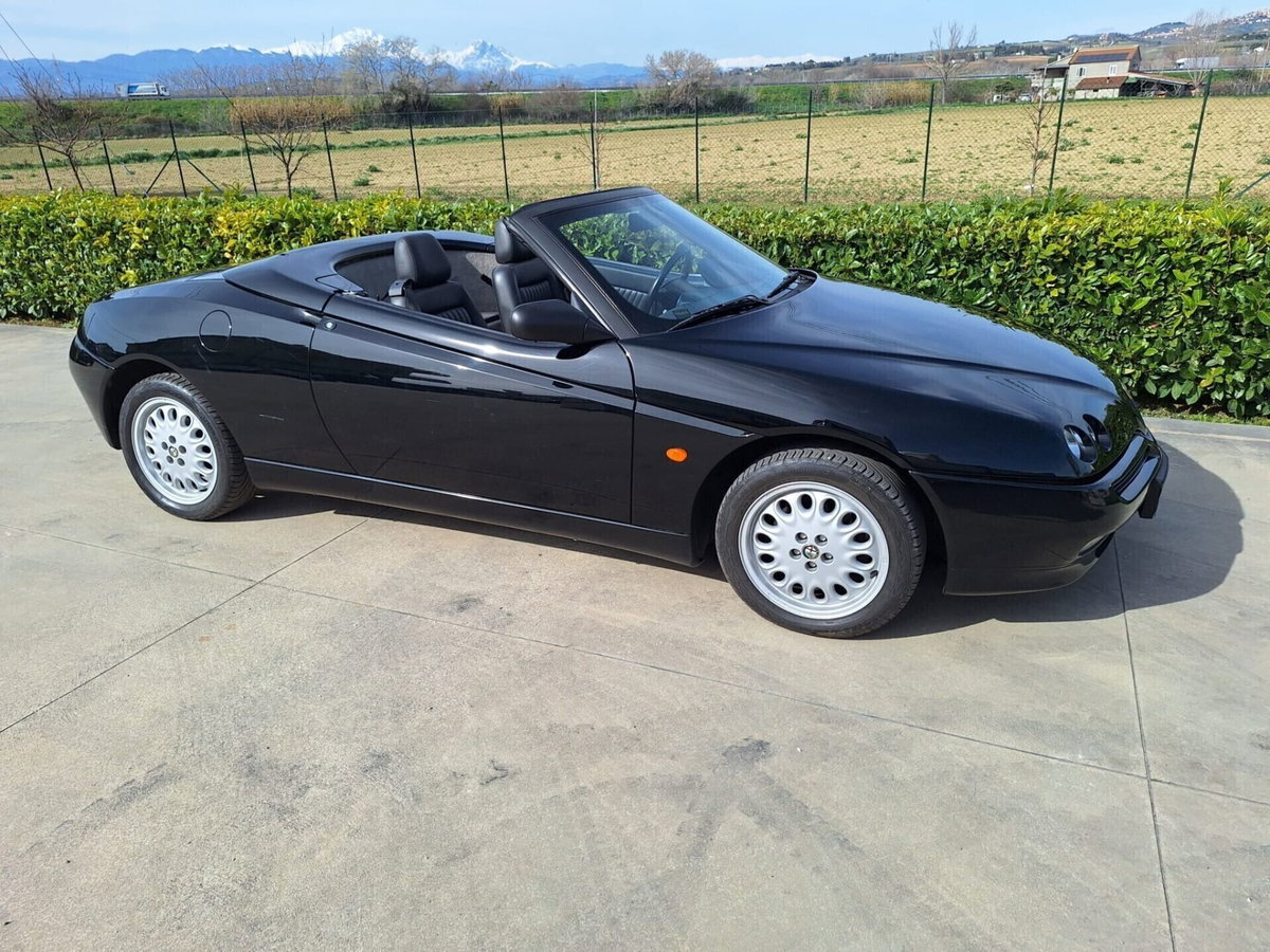 Alfa Romeo Gtv 2.0i 16V Twin Spark cat L (11)