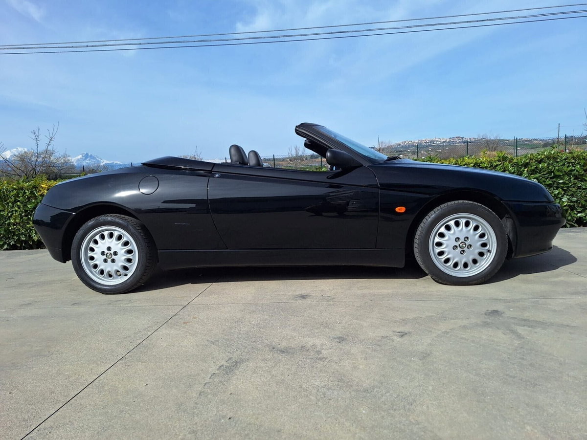 Alfa Romeo Gtv 2.0i 16V Twin Spark cat L (6)