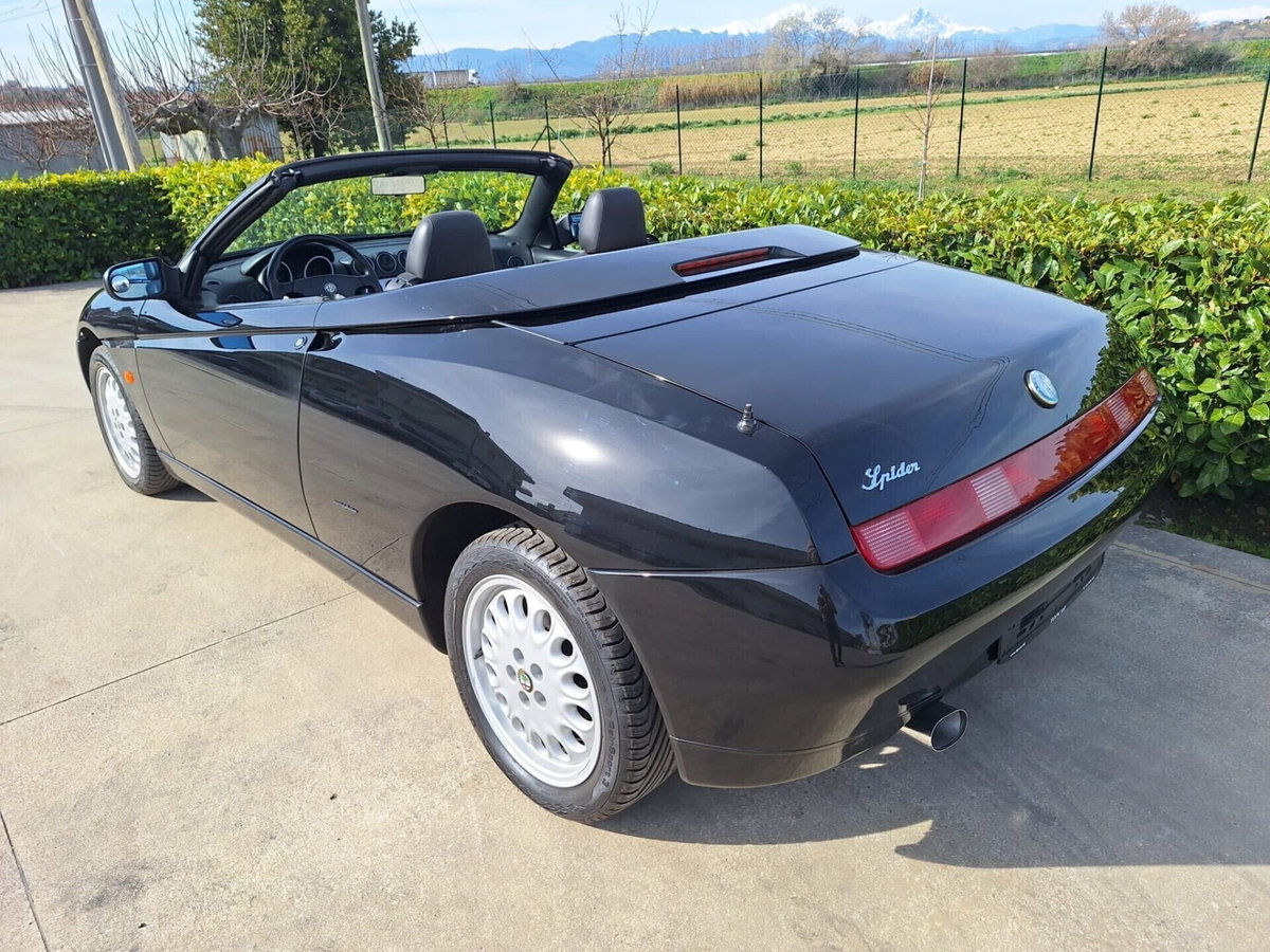 Alfa Romeo Gtv 2.0i 16V Twin Spark cat L (7)