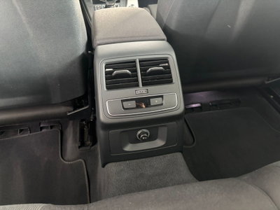 Audi A4 Allroad 40 TDI 190 CV S tronic Identity Contrast (18)