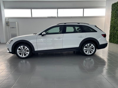Audi A4 Allroad 40 TDI 190 CV S tronic Identity Contrast (2)