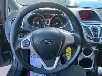 Ford Fiesta 1.4 5 porte Bz.- GPL Titanium (12)