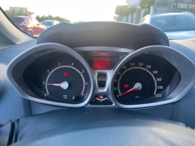 Ford Fiesta 1.4 5 porte Bz.- GPL Titanium (13)