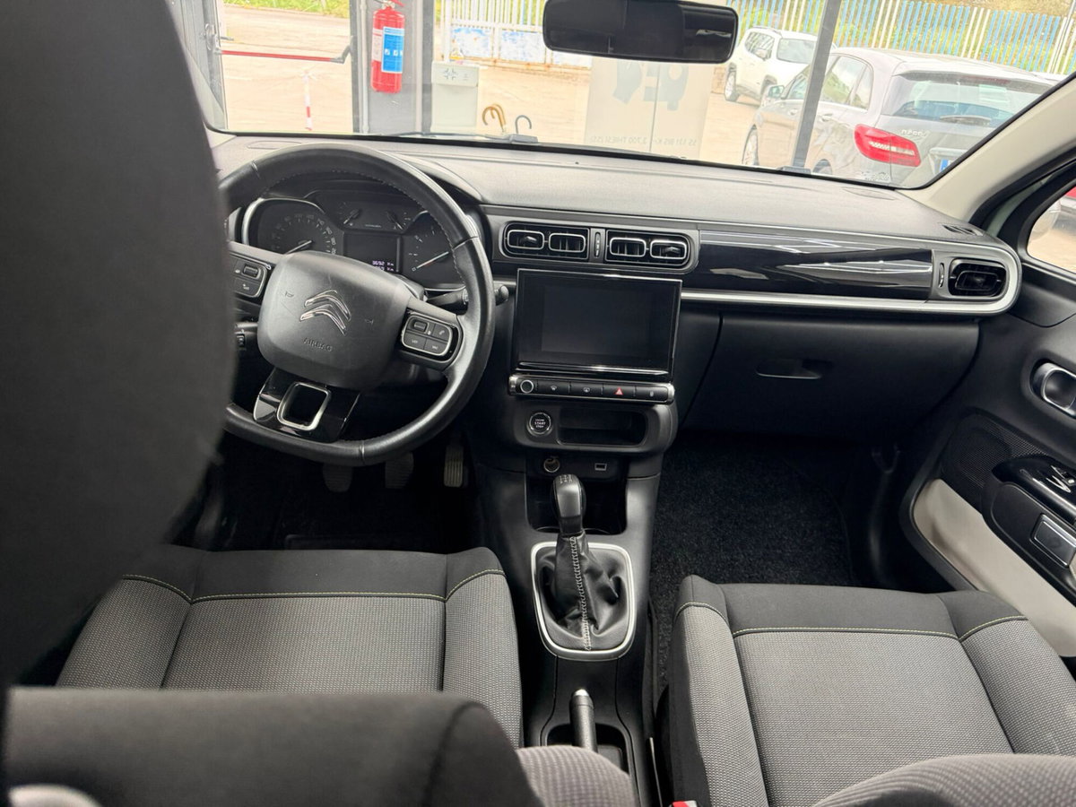 Citroen C3 BlueHDi 100 S&S Shine (10)