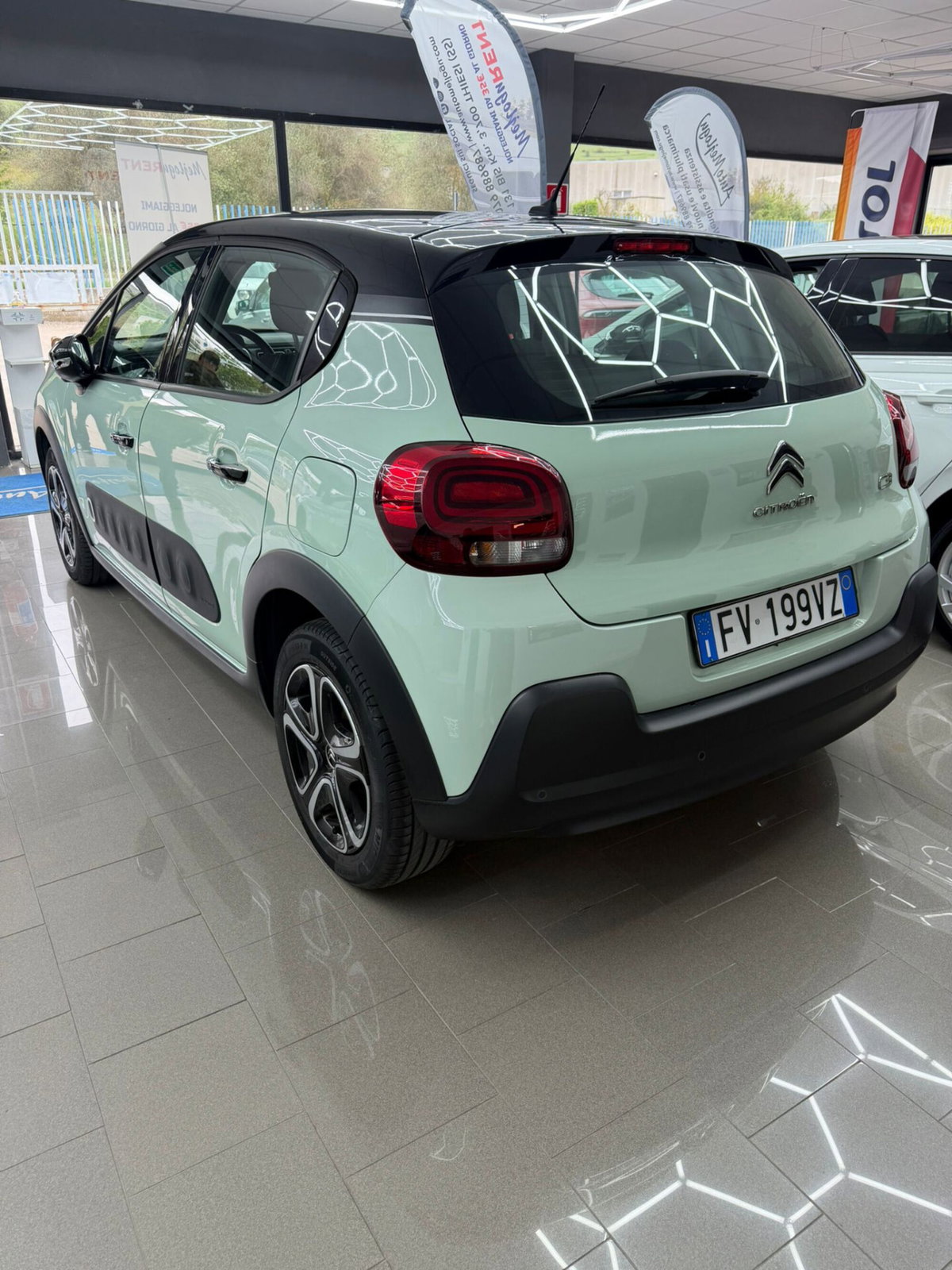 Citroen C3 BlueHDi 100 S&S Shine (2)