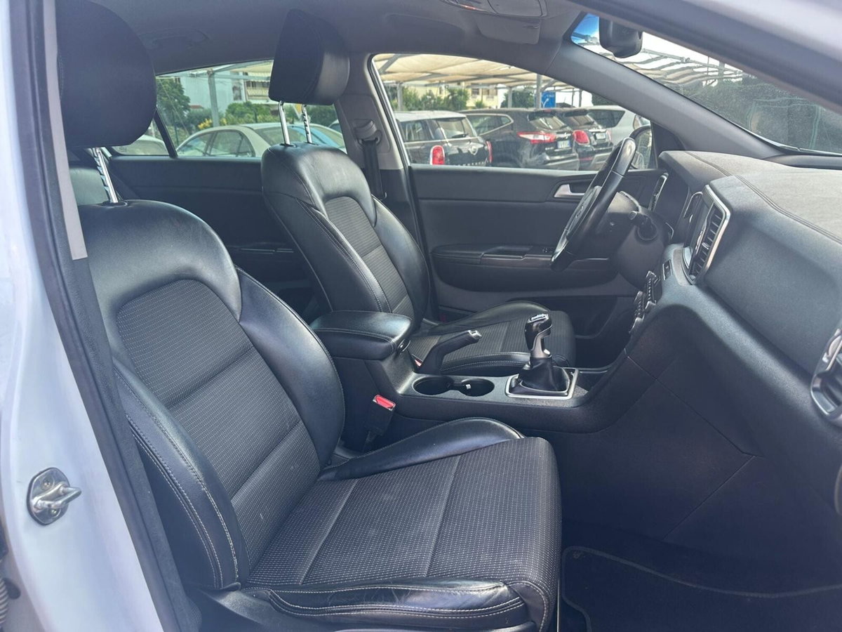 Kia Sportage 1.7 CRDI 2WD Active (14)