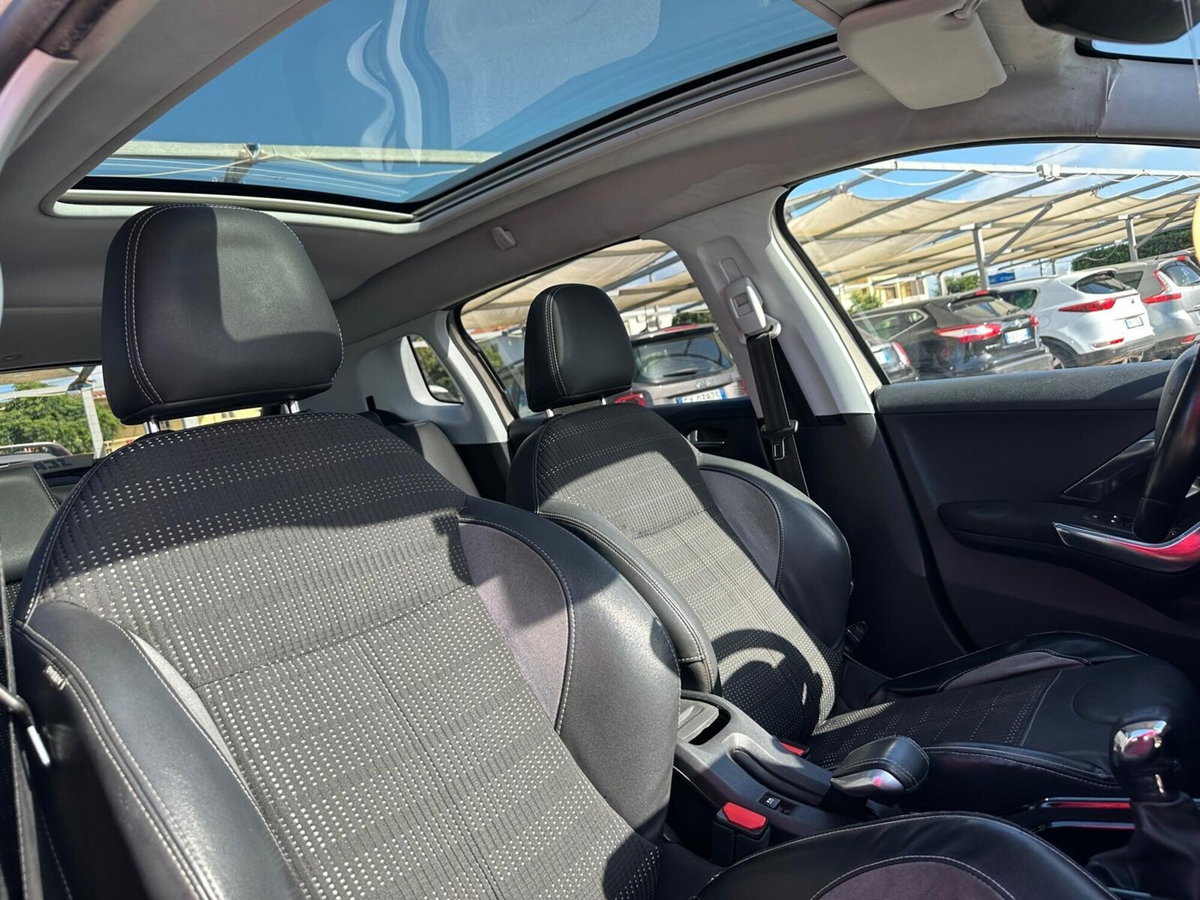 Peugeot 2008 100 Allure (12)