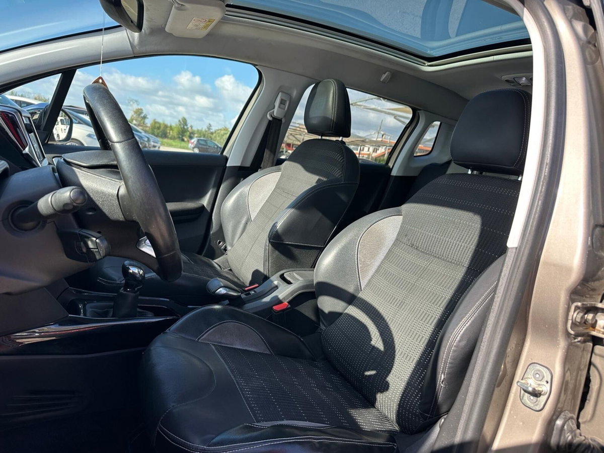 Peugeot 2008 100 Allure (16)