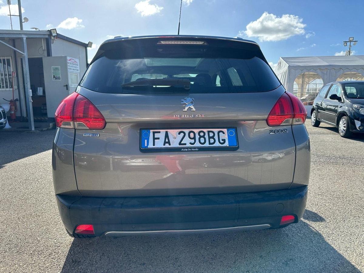 Peugeot 2008 100 Allure (5)