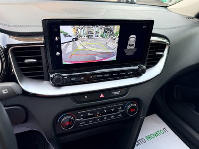 Kia XCeed 1.6 crdi mhev Style 136cv dct (14)