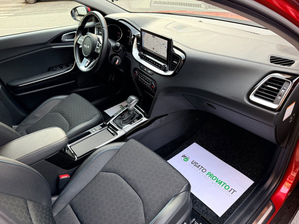 Kia XCeed 1.6 crdi mhev Style 136cv dct (16)