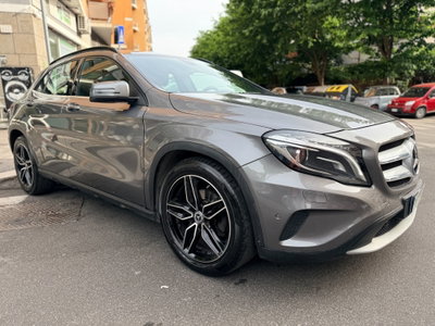 Mercedes-Benz GLA SUV 220 d Automatic 4Matic Sport (3)