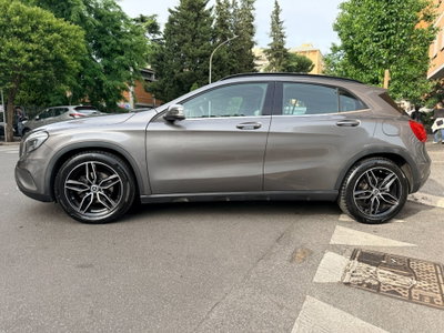 Mercedes-Benz GLA SUV 220 d Automatic 4Matic Sport (4)