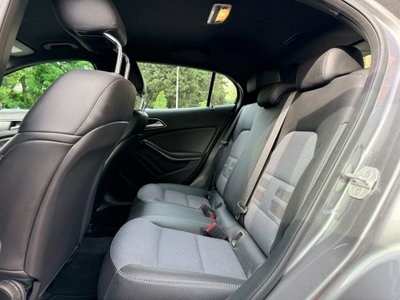 Mercedes-Benz GLA SUV 220 d Automatic 4Matic Sport (9)
