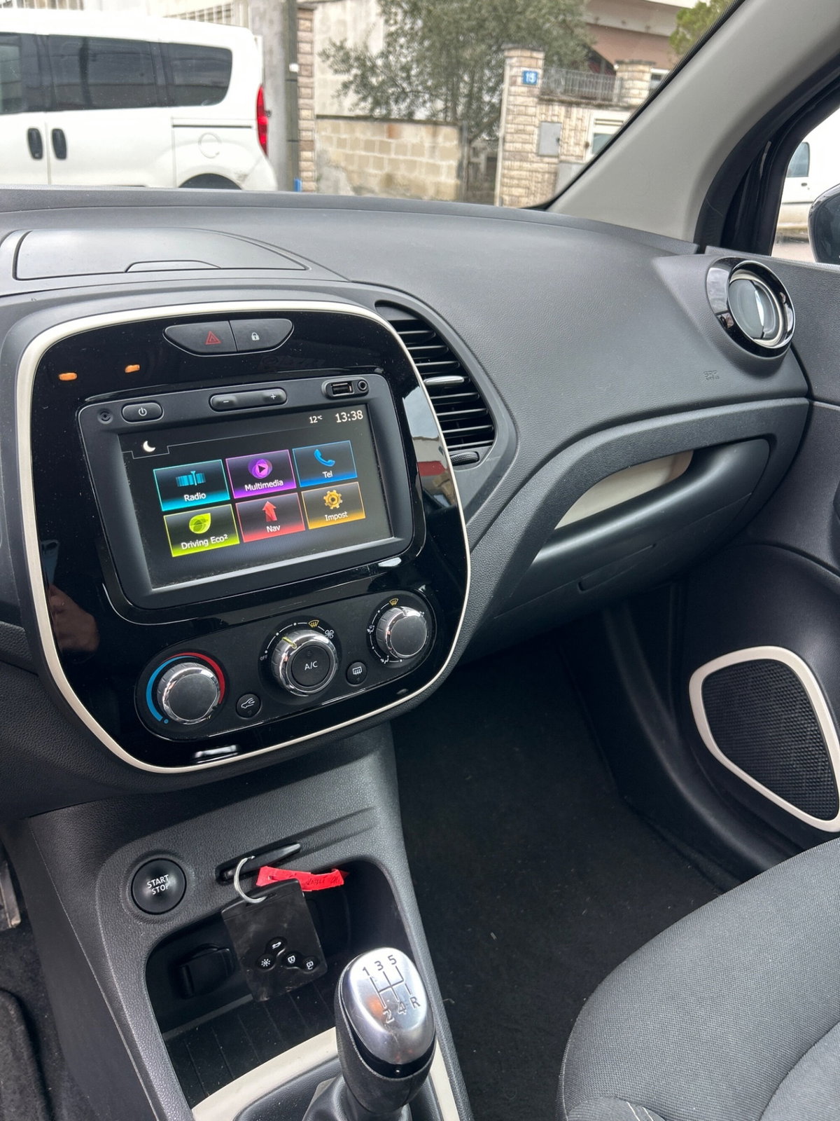 Renault Captur dCi 8V 90 CV Life (12)