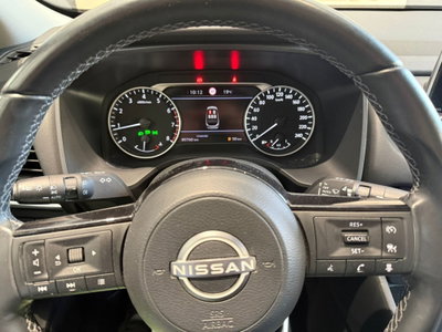 Nissan Qashqai 1.3 mhev Acenta 2wd 140cv (10)