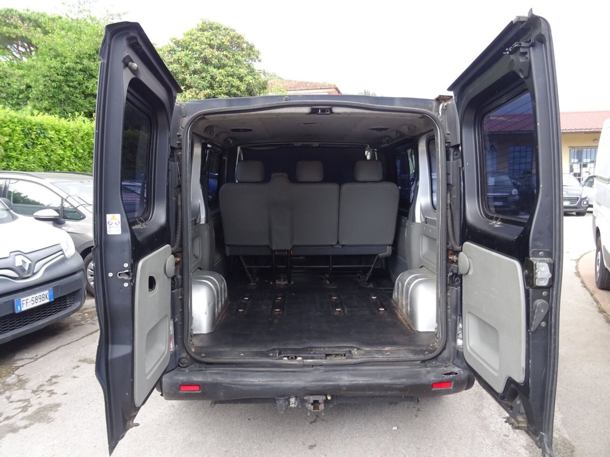 Nissan Primastar Furgone C27 1.9 dCi/100 PC Combi SE (12)