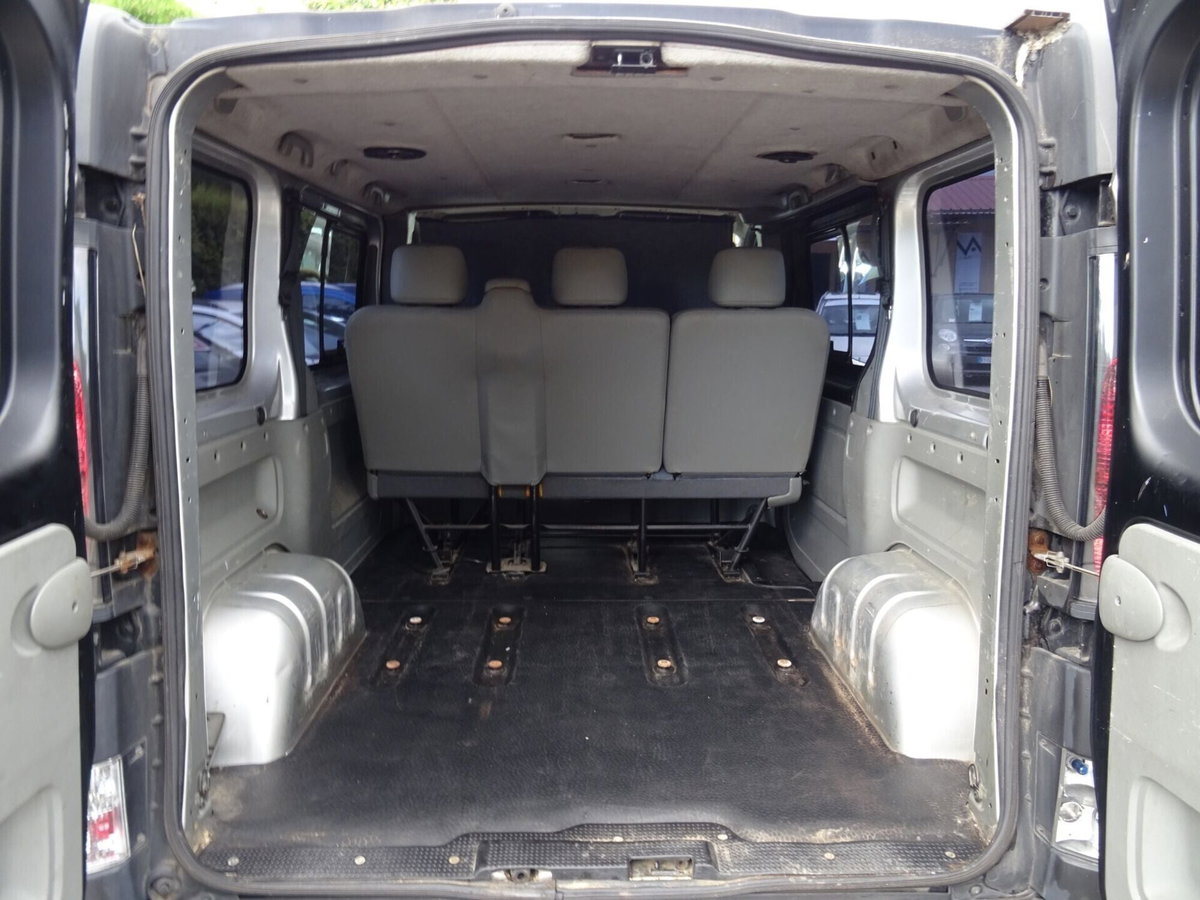 Nissan Primastar Furgone C27 1.9 dCi/100 PC Combi SE (15)