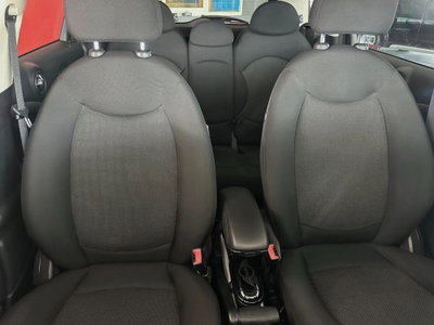 MINI Mini Countryman 1.6 Cooper D Countryman ALL4 (6)