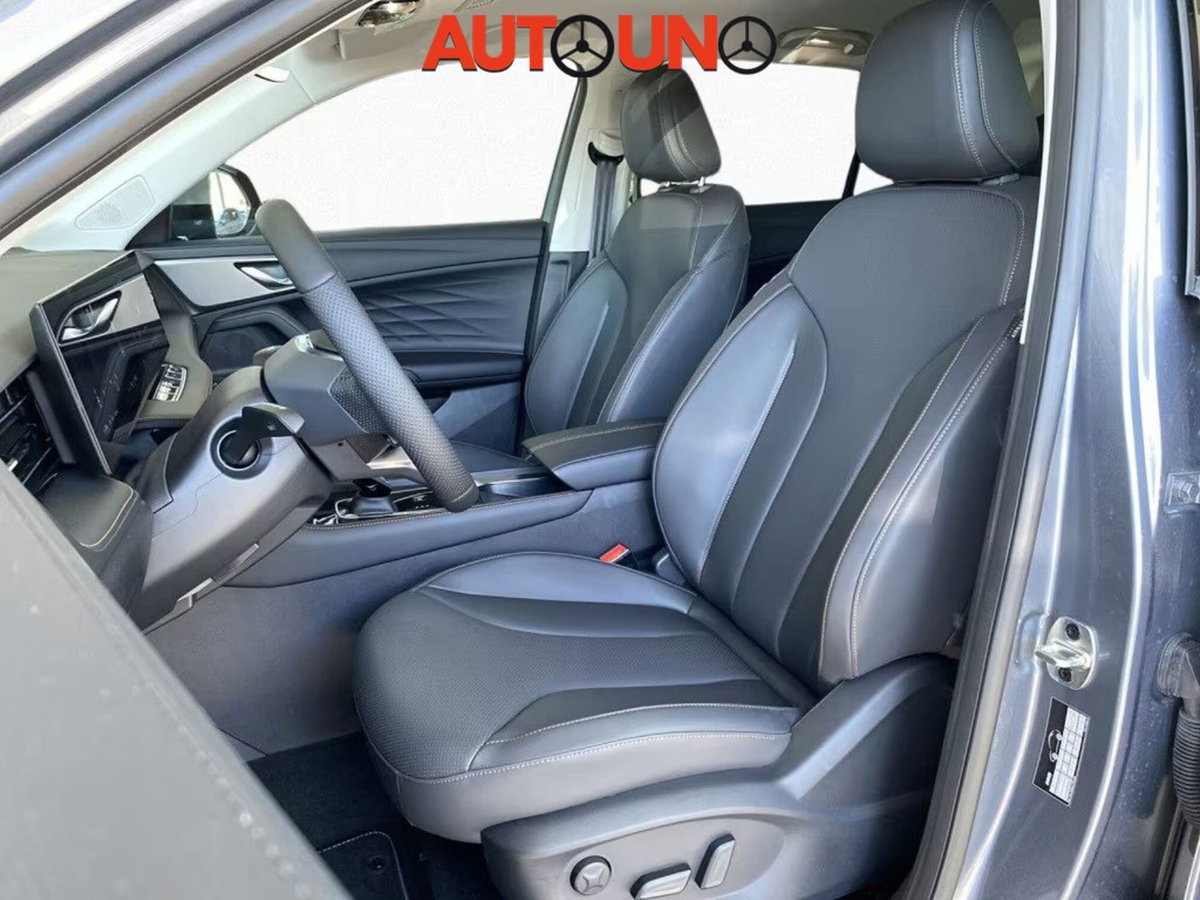 Mg HS 1.5 hybrid+ Luxury auto (6)