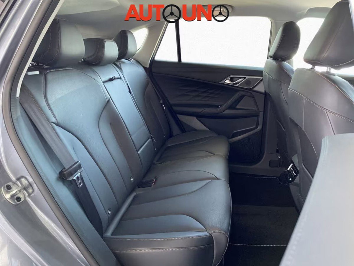 Mg HS 1.5 hybrid+ Luxury auto (8)