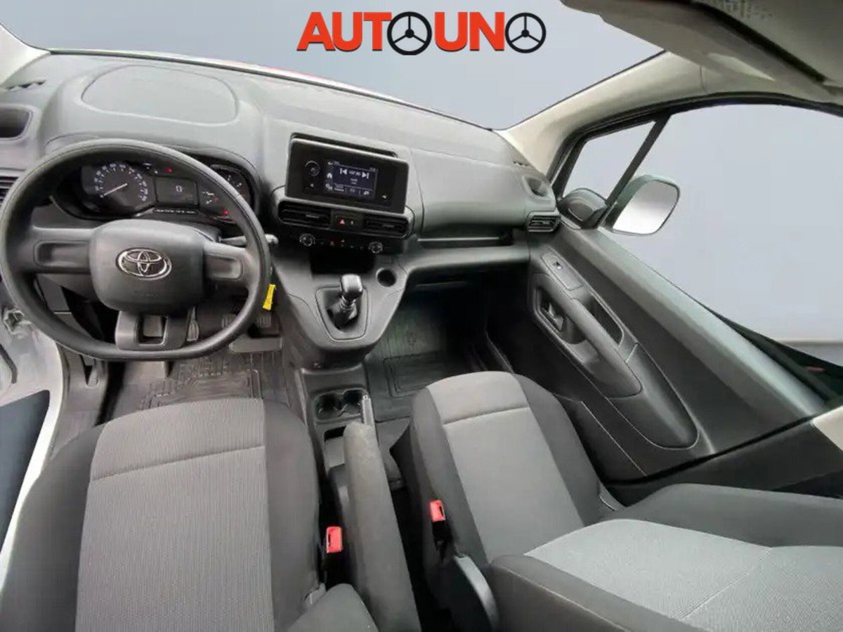 Toyota Proace City Furgone City 1.5D 100cv S&S L1 S Comfort (13)
